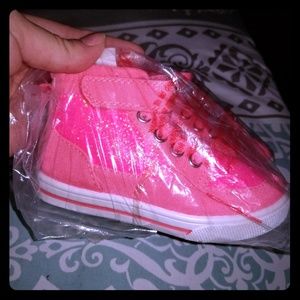 NWT - Girls Fashion Glittery Shoes